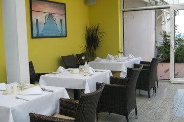 Restaurant 8